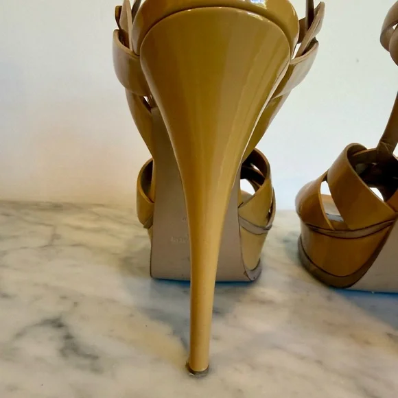 YSL Tribute Platform Sandals In Tan Patent Leather - Picture 4 of 12